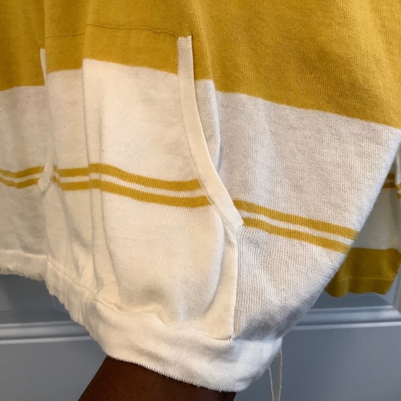 J Crew| Lightweight Striped Sweater 100% Cotton Beachy, Travel, Classic Medium - Picture 5 of 10